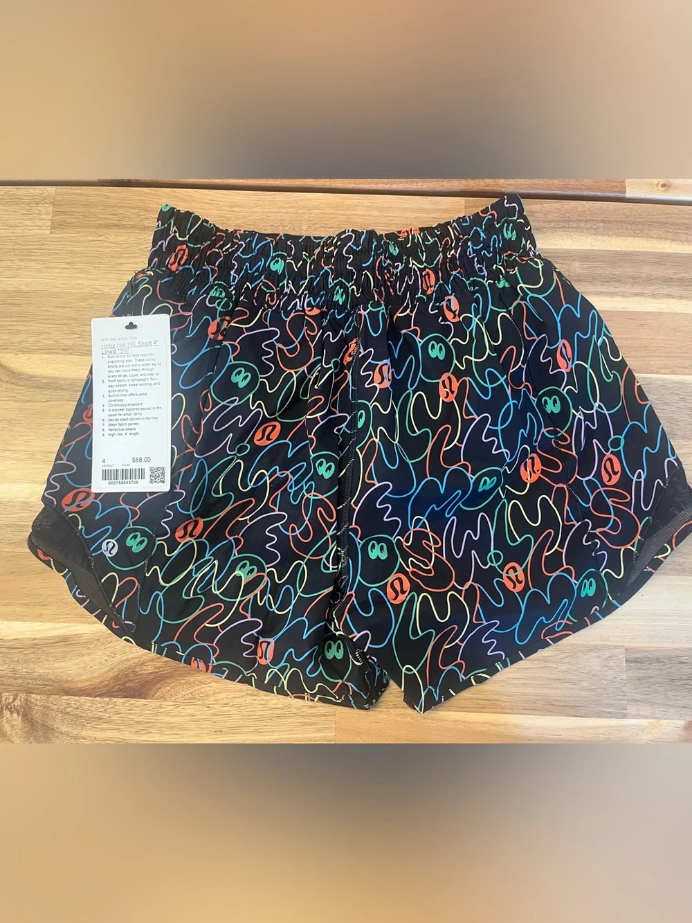 Lululemon Seawheeze 2026 Hotty Hot HR Short 4” Lined, NWT, Size 4